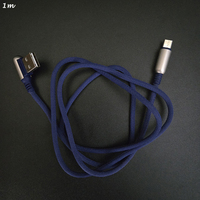 Produsen 1m panjang 90 derajat bentuk L multifungsi pengisian daya cepat V8 kabel USB mikro Android