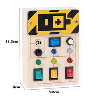Jouet éducatif en bois pour enfants, planche d'activités, développement des compétences précoce, coordination œil-main avec interrupteurs et effets sonores et lumineux
