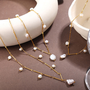 Collier pendentif en perles d'eau douce plaqué or 18 carats avec chaîne à pompon pour femme, à porter au quotidien - Product Image 2