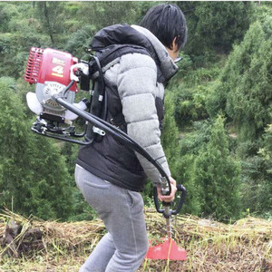 Débroussailleuse à dos thermique 4 temps portable, outil de désherbage agricole de qualité industrielle pour l'entretien des champs et fermes - Product Image 2