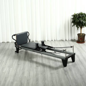 Máquina de <span class=keywords><strong>Pilates</strong></span> Reformer de Aleación de Aluminio para Entrenamiento Profesional en Estudio con Estructura de Base Central y Movimiento de Riel Suave - Product Image 6