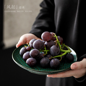 Assiette à fruits en céramique ronde, vaisselle créative en poterie, plat à collation pour les fêtes - Product Image 1
