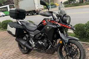 Haojue <span class=keywords><strong>Suzuki</strong></span> DL250 Adventure Tourer - <span class=keywords><strong>3</strong></span> valises d'origine, siège confortable, hauteur de selle basse de 795 mm pour les longs trajets - Product Image 3