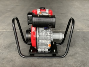 Moteur diesel conduisant le vibrateur concret chape <span class=keywords><strong>vibrante</strong></span> avec l'arbre de porc 38mm 45mm 50mm pour des travaux de construction - Product Image 3