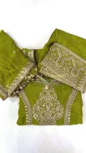 Faux Georgette lourde avec séquence de broderie lourde avec travail manuel en miroir réel avec bordure sans pompon avec manche complète - Product Image 3