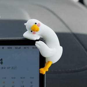 Ornement de voiture Ruijie en forme de canard mignon, décoration en résine de dessin animé pour tableau de bord et écran - Product Image 3