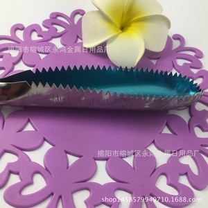 Stainless Steel Fish Scaler Metal Fish Cleaning Tool Dishwasher Safe For Seafood Prep - Product Image 2