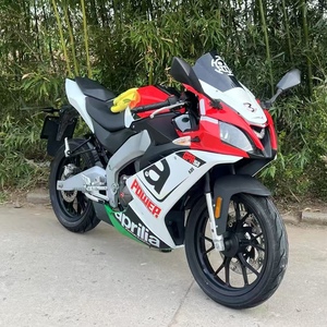 <span class=keywords><strong>Aprilia</strong></span> GPR150 ABS, moto sportive italienne monocylindre à refroidissement par eau, idéale pour les novices et de qualité excellente - Product Image 3