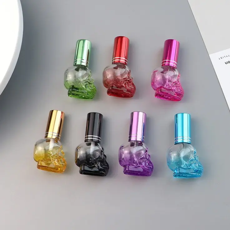 化粧品包装8mlファッション小型スカルスプレーガラス香水瓶ポータブル空アルコールスプレーボトル