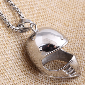 Collar de Acero Inoxidable con Colgante de Casco de Rugby para Hombre, Joyería de Moda Hip Hop, Forma de Máscara, Cadena de 60 cm - Product Image 4