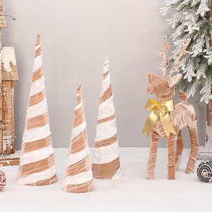 Décoration de Noël en forme de renne en tissu sur structure en fer, finition métallique de haute qualité, cadeau de Noël - Product Image 2