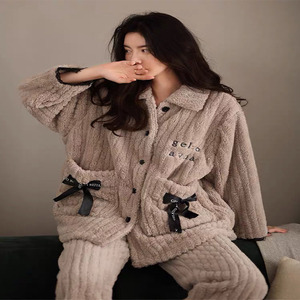 <span class=keywords><strong>2020</strong></span> Venta caliente, ropa de dormir de las mujeres de pana ropa de dormir bordado telas de pana de ropa de pijamas - Product Image 3