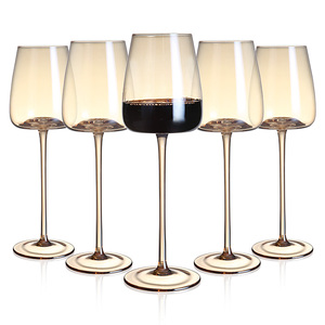 Verres <span class=keywords><strong>à</strong></span> vin soufflés <span class=keywords><strong>à</strong></span> la main de haute qualité, légers, clairs et personnalisables pour les mariages et les événements de luxe - Product Image 3