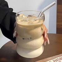 Tasse à Boire en Verre de 10oz en Gros, Forme Mignonne de Chenille, Sublimation Claire, Haute Qualité, pour Lait et Café, avec Couvercle et Paille