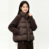Jaket Puffer Rajut Kabel Wanita Grosir Musim Dingin 2026, Kerah Tegak, Model Pendek, Berlapis, Warna Cokelat, Patchwork, Hangat, Berisi Kapas