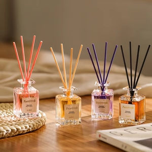 Difusor de caña de aceite esencial <span class=keywords><strong>Natural</strong></span> de 50ml con palos, decoración del hogar, fragancia de Perfume, juego de regalo de aromaterapia para sala de estar y oficina - Product Image 1