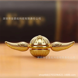 Spinner de Dedo Snitch con Forma de Copa de Metal y Alas de Ángel para Niños y Niñas, Venta al por Mayor - Product Image 4