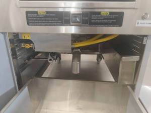 Freidora de Pollo a Presión de Gas de 8 Cabezas, Elevación Automática, Freidora de Pollo Comercial - Product Image 2