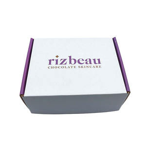 Caja <span class=keywords><strong>de</strong></span> envío con impresión <span class=keywords><strong>de</strong></span> logotipo al por mayor, caja <span class=keywords><strong>de</strong></span> <span class=keywords><strong>correo</strong></span> electrónico <span class=keywords><strong>de</strong></span> embalaje <span class=keywords><strong>de</strong></span> ropa <span class=keywords><strong>de</strong></span> regalo respetuosa con el medio ambiente con logotipo - Product Image 2