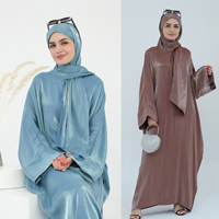 Nouvelle Abaya Dubai Modeste en Polyester Brillant à Capuche Une Pièce 2024 Robe Musulmane pour Femmes avec Hijab Intégré