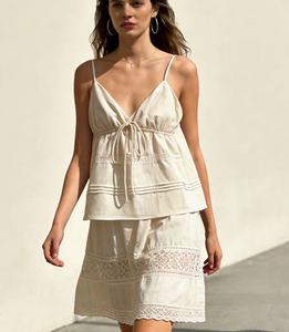 Completo due pezzi da <span class=keywords><strong>donna</strong></span> in stile boho, top con finiture in pizzo color crema e gonna con coulisse in vita - Product Image 1