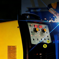 Poste à souder MIG à gaz CO2 350A ESAB Fabricator Mig 350i Inverter Numérique 380V à faible éclaboussure avec dévidoir de fil