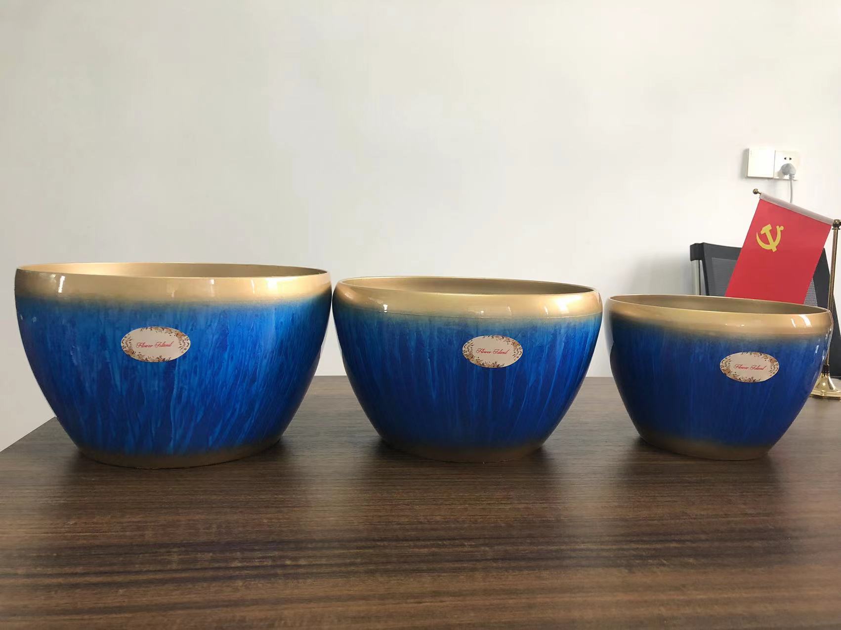 A variety of styles and sizes