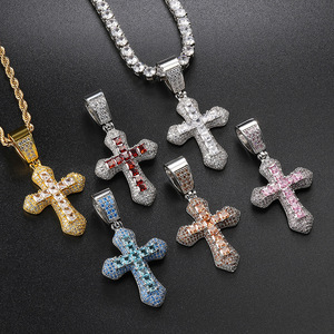 Kalung salib CZ perak pria, zirkon warna persegi tali rantai modis merah merah muda biru Chunky Bling es Hip Hop liontin