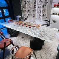 Transparenter Gletscher-Teetisch Büro Neuer Chinesischer Stil Luxuriöser Designer-Kaffeetisch aus Harz Inneneinrichtung