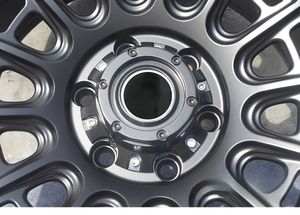 ล้อรถยนต์ขนาด 17 นิ้ว เหมาะสำหรับรถยนต์โตโยต้า ปราโด, มิตซูบิชิ ปาเจโร และฟอร์ด เรนเจอร์ - Product Image 4