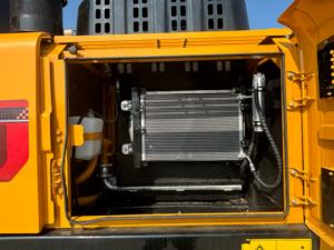 Excavadora SANY SY215 Original, Buena Calidad, Controles Precisos, Cabina Confortable, Perfecta para Contratas Generales - Product Image 6