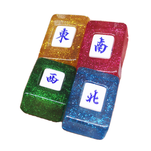Indicador de Viento de Acrílico Americano para Mahjong, Posición del Distribuidor, Direcciones <span class=keywords><strong>Este</strong></span>, <span class=keywords><strong>Sur</strong></span>, <span class=keywords><strong>Oeste</strong></span>, <span class=keywords><strong>Norte</strong></span>, Centro, Dragón Rojo, 4 Poker - Product Image 4