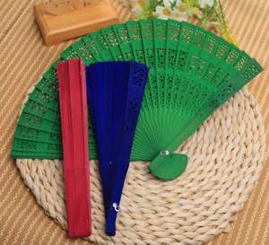 Abanico Plegable de Madera Multicolor, Abanicos de Bambú Tallados Vintage para Bodas, Fiestas de Cumpleaños, Artículos Promocionales para Fiestas - Product Image 1