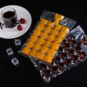 Moules à glaçons créatifs en forme de fruit de la passion, sachets de glace en plastique jetables auto-scellants pour un usage domestique - Product Image 1