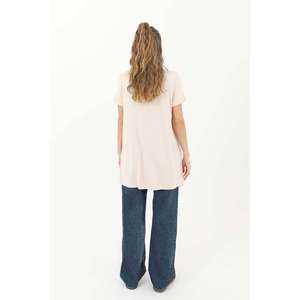 Camiseta Básica de Manga Larga para Mujer Puane - Top Versátil y Cómodo para el Día a Día en Color Beige para Todas las Temporadas - Product Image 3