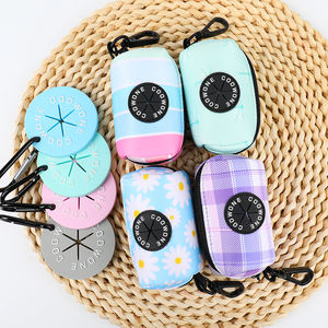 Bolsa de basura para mascotas con manos libres, soporte para bolsas de caca de perro, Clips redondos para bolsas de caca de silicona para mascotas - Product Image 1