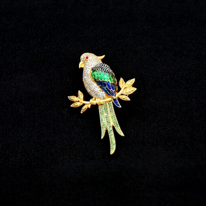 11773Emerald Parrot Brooch Enamel Bird Pin Zircon <b>Gold</b> Plated Lapel Brass brooch pin Jewelry for Wedding Suit Decoration - Product Image 1