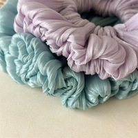 Vente en gros de chouchous pour cheveux en mousseline de soie personnalisés, élastiques et froissés, pour femmes, dames et jeunes filles, pour le quotidien, les fêtes, la décoration, les cadeaux promotionnels et les cadeaux de marque
