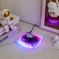 RGB estrella flotante astronauta volador y lámpara de levitación OVNI elegante artesanía decorativa de escritorio para el hogar Idea de regalo