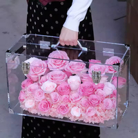 Roses éternelles en gros dans une valise acrylique transparente – Cadeau idéal pour la Saint-Valentin, un anniversaire ou un mariage