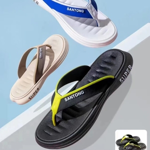 Nuevas Sandalias Flip-Flop de Verano para Hombre, Ligeras, Resistentes, Transpirables, con Suela Suave, Antideslizantes y Antiolor - Product Image 5