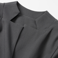 Robe longue plissée en mélange de laine pour femme Thousand Yan, col en V, effet amincissant, drapé élégant, style minimaliste, pour le bureau, couleur foncée