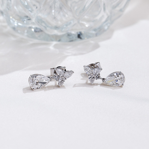 ต่างหูเพชรทรงกลมและทรงหยดน้ำทองคำขาว 9K รุ่น MSE-891 จาก Messi Jewelry สำหรับผู้หญิง - Product Image 3