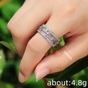 Anello Cocktail F382 in Moissanite, Argento 925, Taglio Brillante Rotondo, Montatura a Pavé, Design a Pianta, per Fidanzamento Femminile - Product Image 4