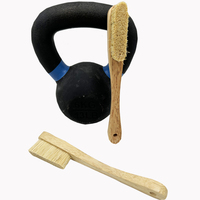 Vente en gros La brosse de bloc d'escalade en bois de hêtre personnalisée est facile à transporter