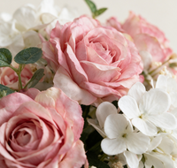 Penjualan Panas Grosir Premium Realistis Buket Mini Mawar Peony Sutra Lembut Bunga Buatan Kecil Dekorasi Pernikahan Pengantin Grosir