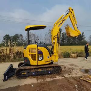 Miniexcavadora usada Komatsu 3Ton PC35MR con motor de cabina abierta y bomba como componentes principales - Product Image 2