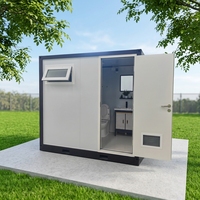 Cabine de toilettes modulaire préfabriquée portable en acier galvanisé haute résistance, panneau sandwich, unité de toilettes extérieure moderne