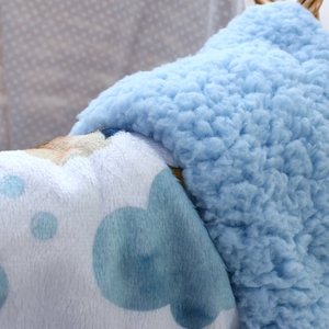 ผ้าห่มสุนัขแบบกำหนดเองได้ ดีไซน์น่ารัก นุ่มสบาย หนา อุ่น ผ้าฟลีซเชอร์ปา สำหรับเตียง - Product Image 6