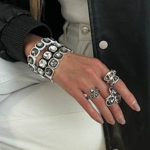 Conjunto de Pulseras Elásticas con Diseño Exagerado de Cristal y Diamantes de Imitación Cuadrados para Mujer, Joyería de Boda - Product Image 2